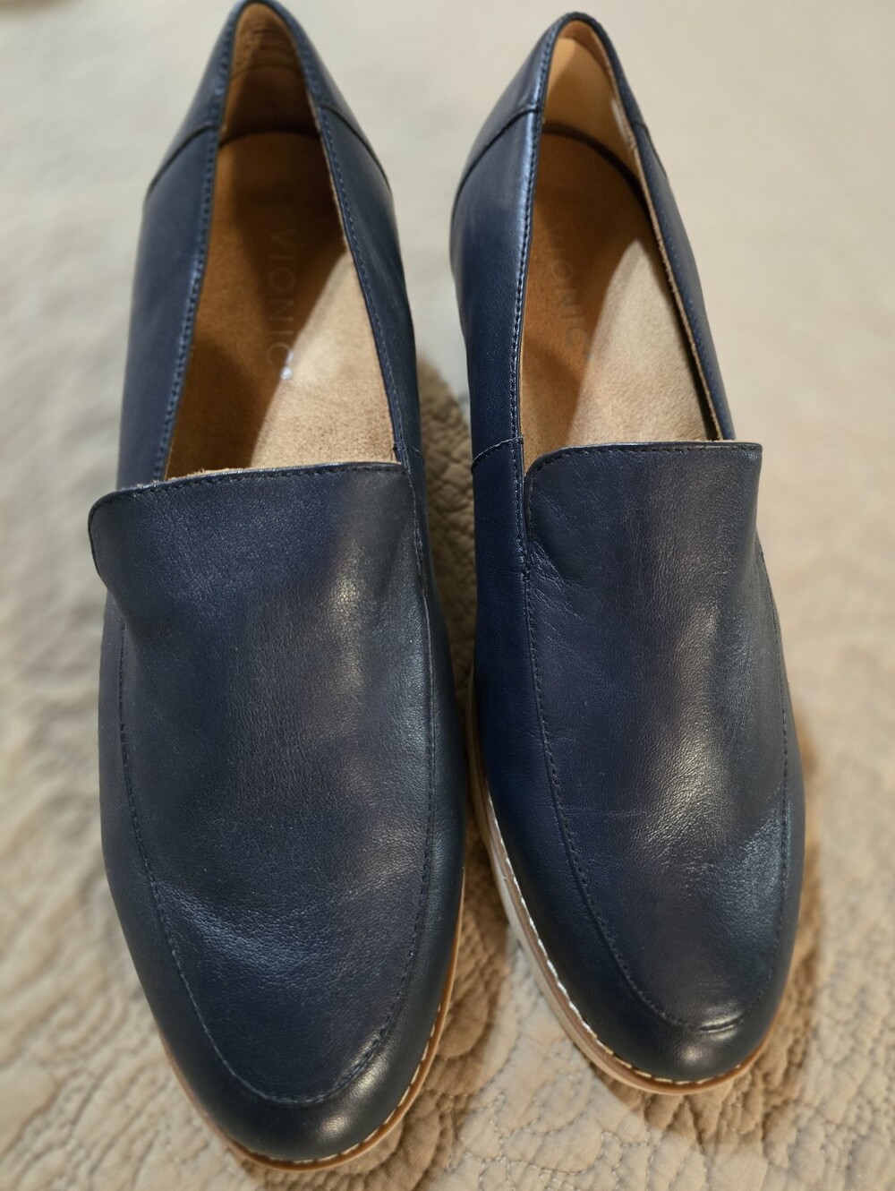 Women's Navy Leather Slip-On Loafers Vionic 9.5 40.5